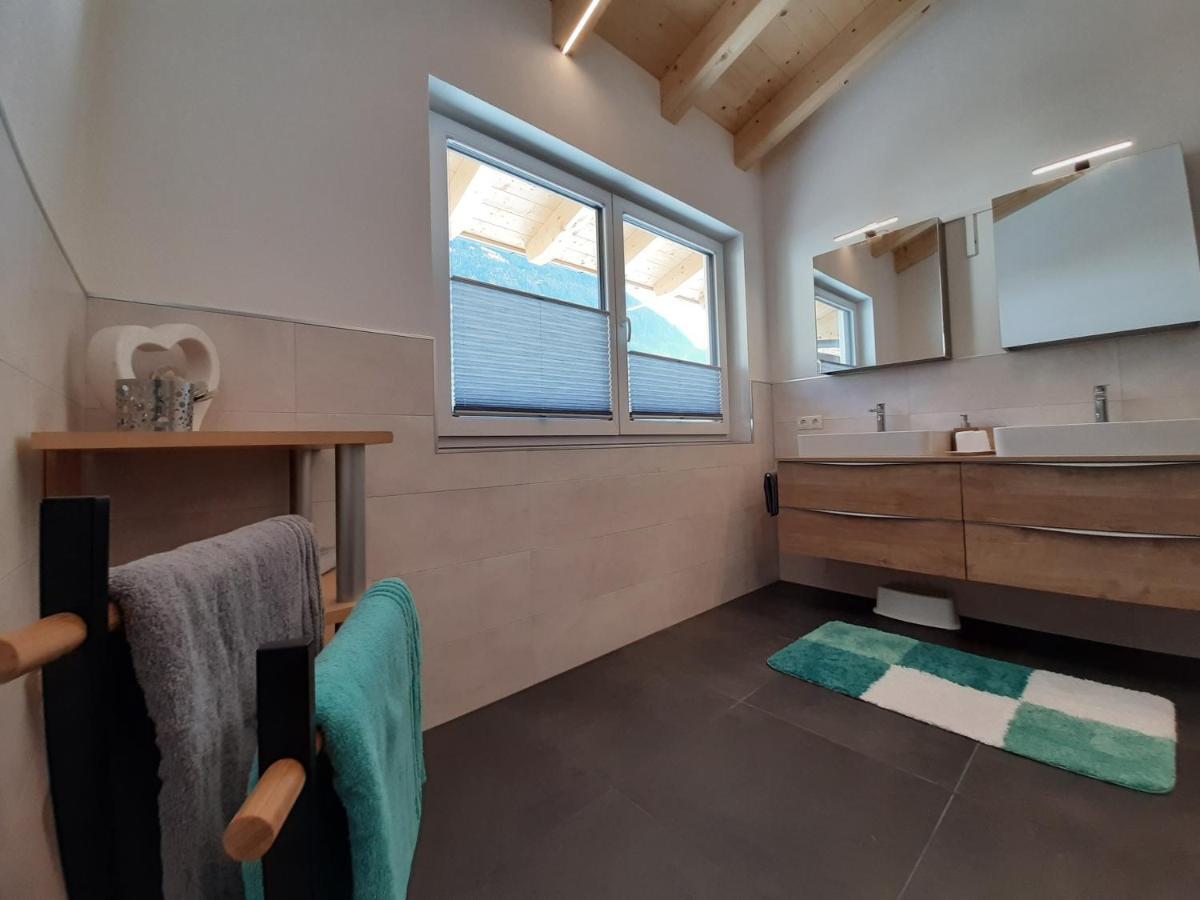 Andre Apartment